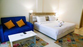 Elite Aroma Resort,,3 star