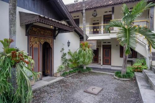 cakra homestay