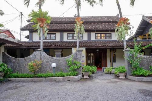 cakra homestay