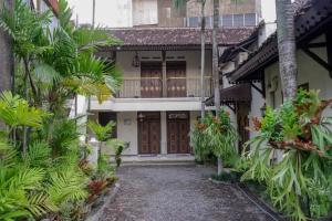 cakra homestay