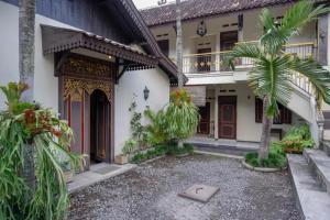 cakra homestay