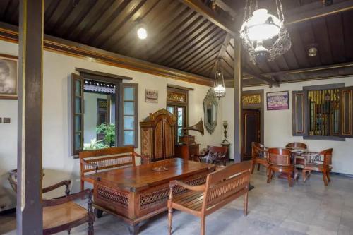 cakra homestay