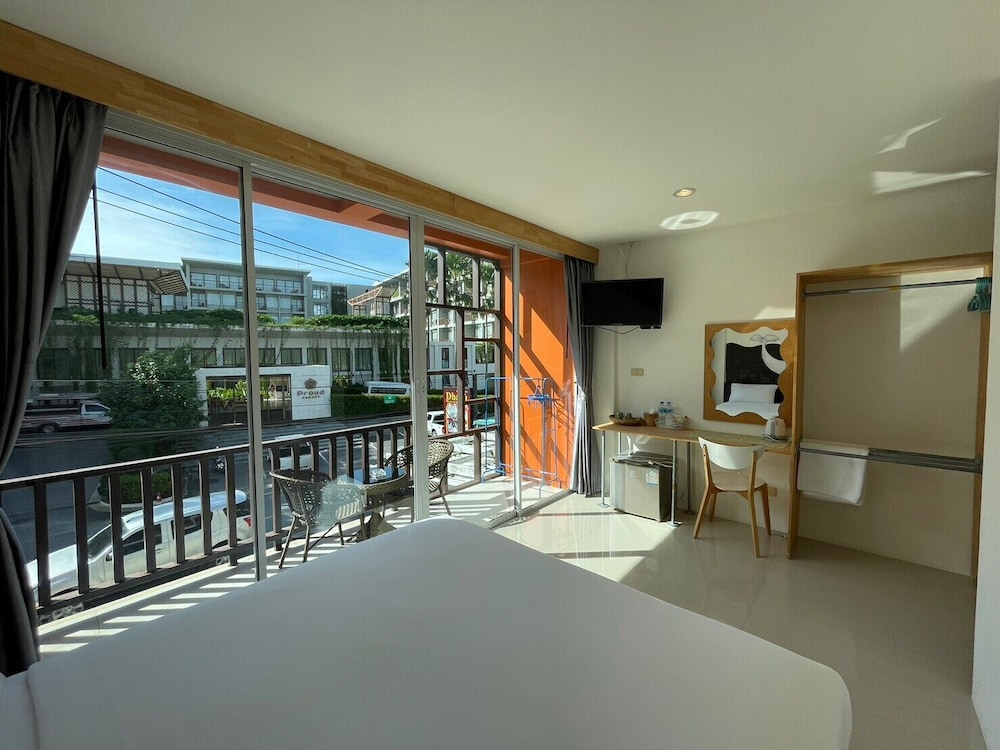 dwell phuket airport hotel at naiyang