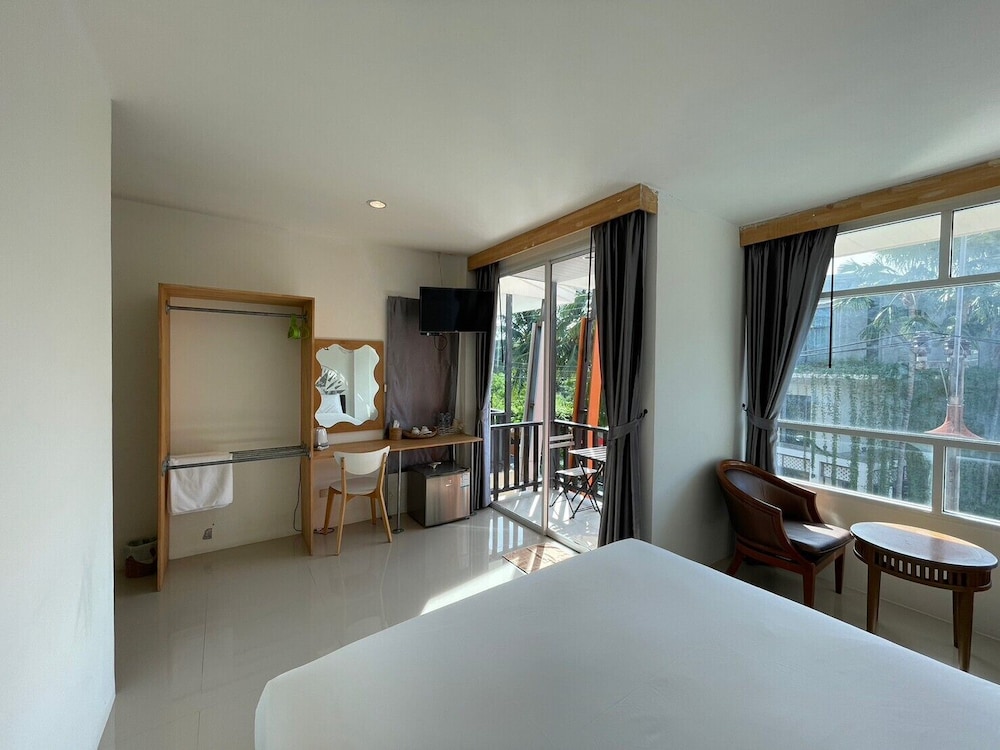 dwell phuket airport hotel at naiyang