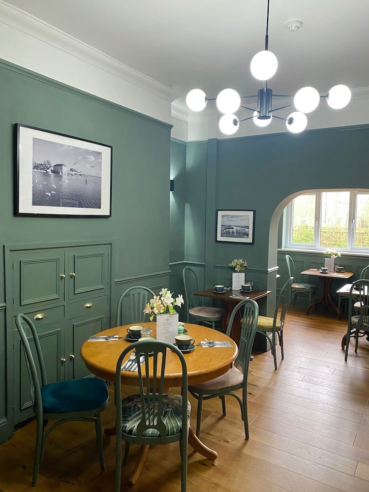 the emsworth bandb hotel