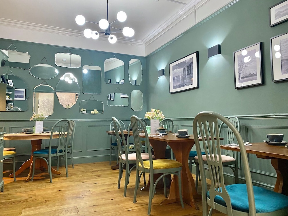 the emsworth bandb hotel