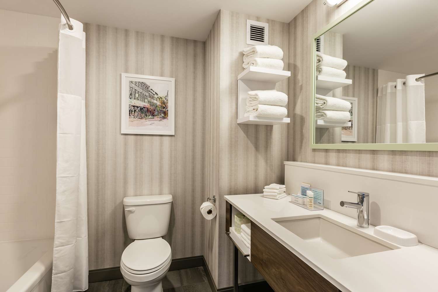 hampton inn and suites by hilton quebec city beauport