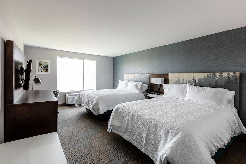 hampton inn and suites by hilton quebec city beauport