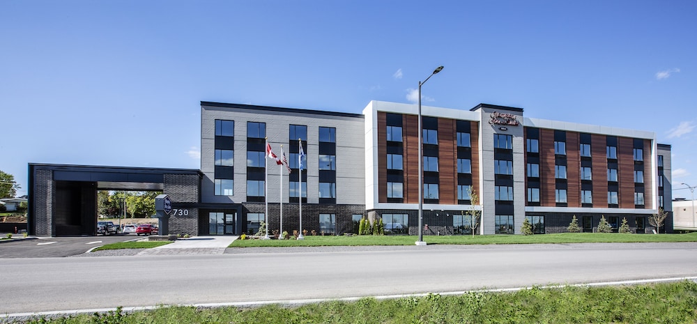 hampton inn and suites by hilton quebec city beauport