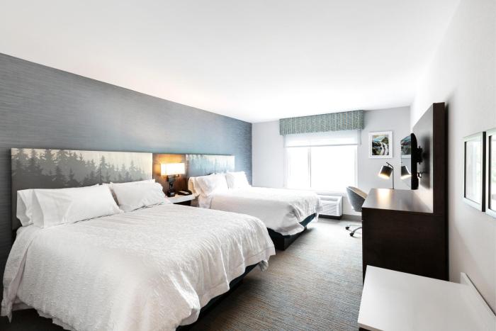 hampton inn and suites by hilton quebec city beauport