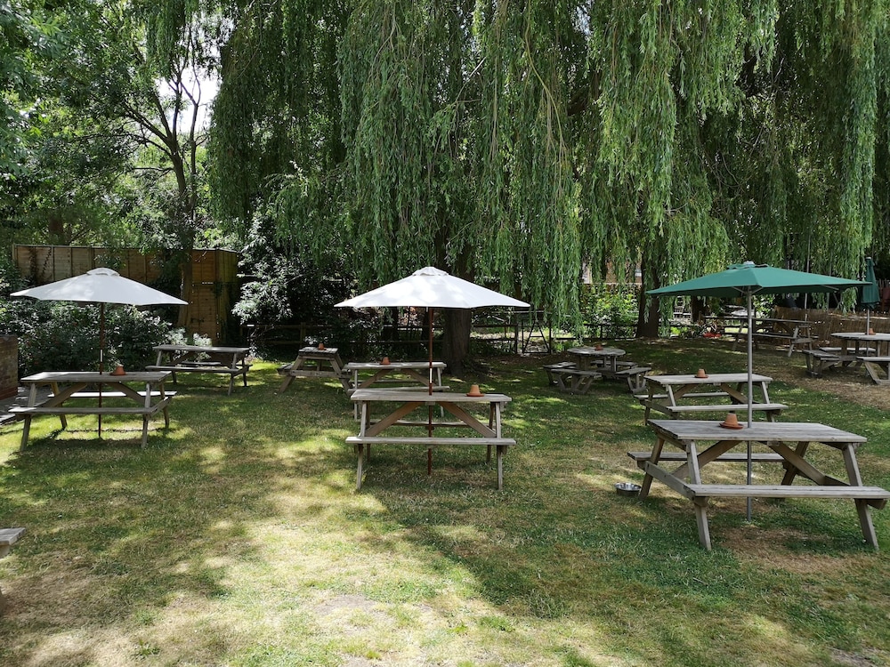the woolpack inn
