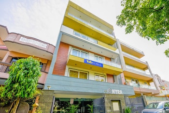 Nyra Residency,West Delhi>>Gurugram,3 star