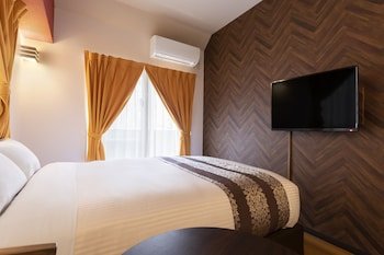 mr kinjo inn colorz ciizi