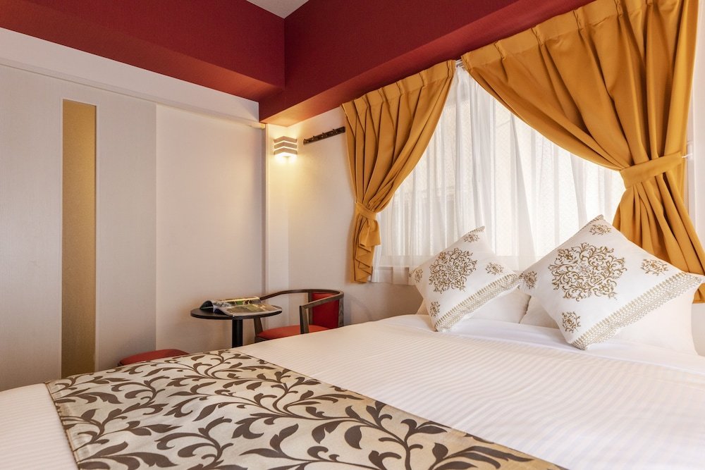 mr kinjo inn colorz ciizi