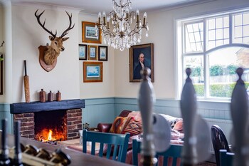 The Cricketers Inn,Hampshire>>Gosport,3 star