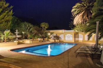 26 on chamberlain guest house