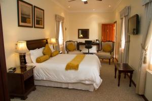 26 on chamberlain guest house