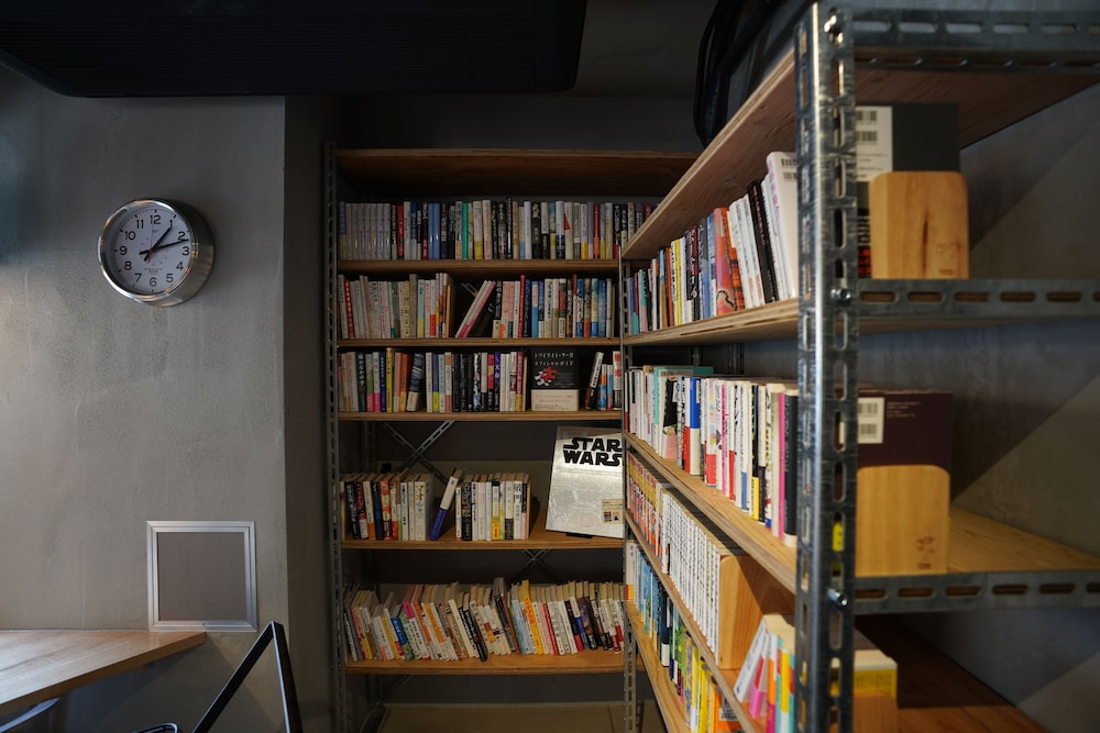 book tea bed shinjuku gyoen