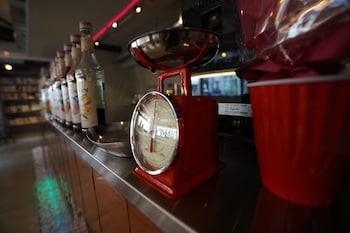 book tea bed shinjuku gyoen