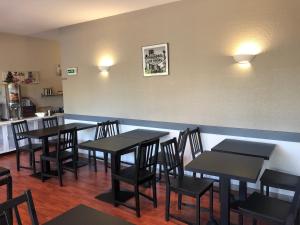 Adonis Lyon Est Hotel Artys,Corbas>>3Rd Arrondissement,3 star