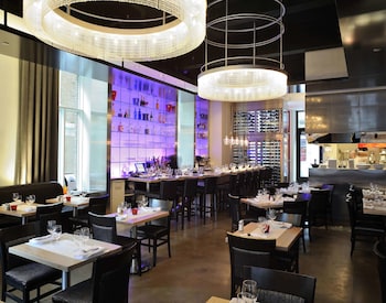 Hotel 71 By Preferred Hotels & Resorts,Quebec City>>Old Quebec,4.5 star