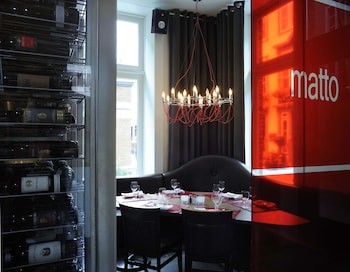 Hotel 71 By Preferred Hotels & Resorts,Quebec City>>Old Quebec,4.5 star