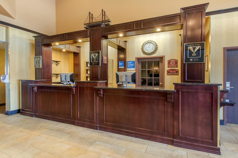 Comfort Inn & Suites Levis / Rive Sud Quebec City,Quebec>>Levis,3 star