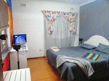 asante sana guesthouse