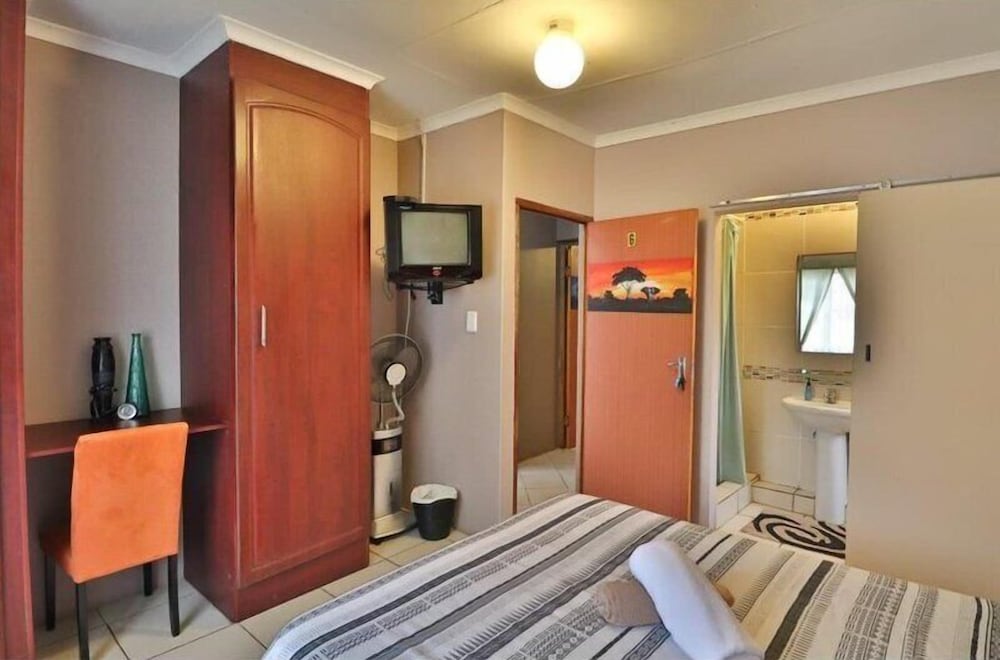 asante sana guesthouse