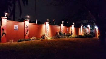 asante sana guesthouse