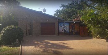 asante sana guesthouse