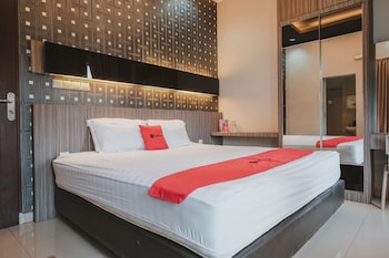 reddoorz jamin ginting medan