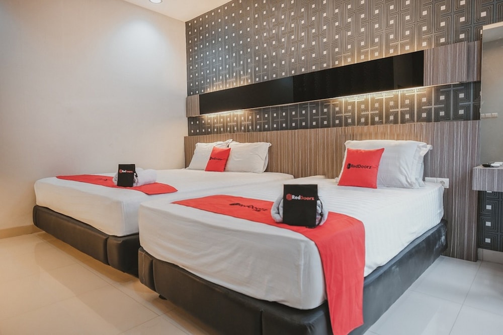 reddoorz jamin ginting medan