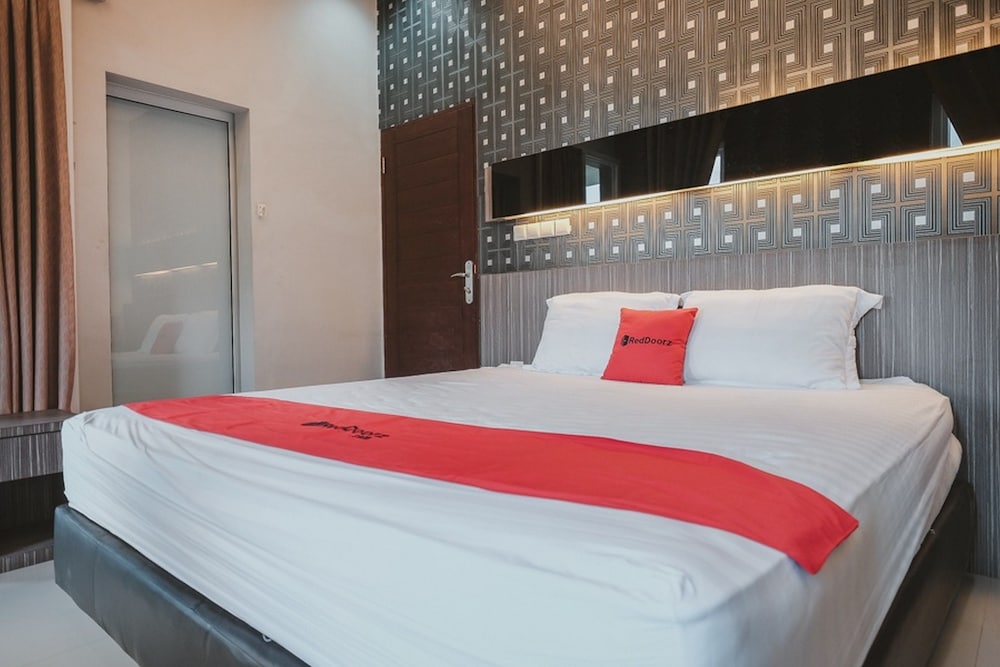 reddoorz jamin ginting medan