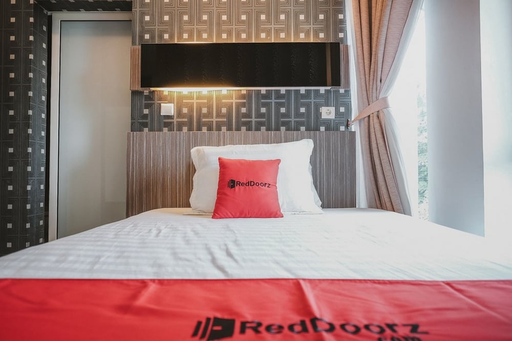 reddoorz jamin ginting medan