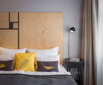 city leaf apartments by adrez living