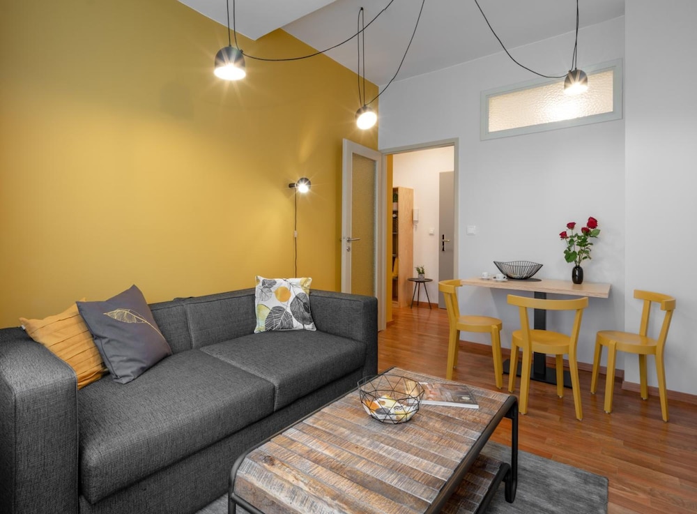 city leaf apartments by adrez living