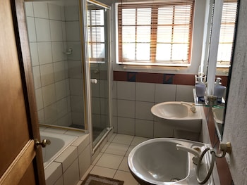 greenwoods self catering