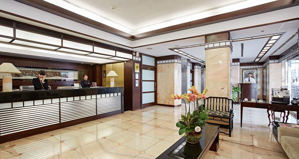 la plaza hotel