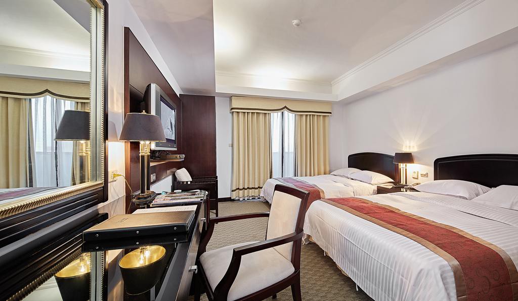 la plaza hotel