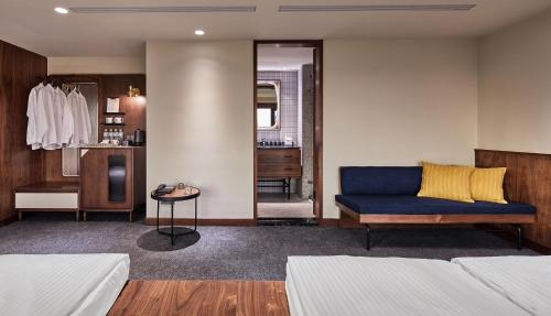 la plaza hotel