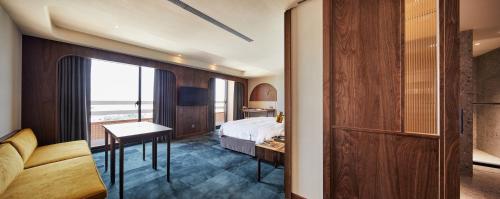 la plaza hotel