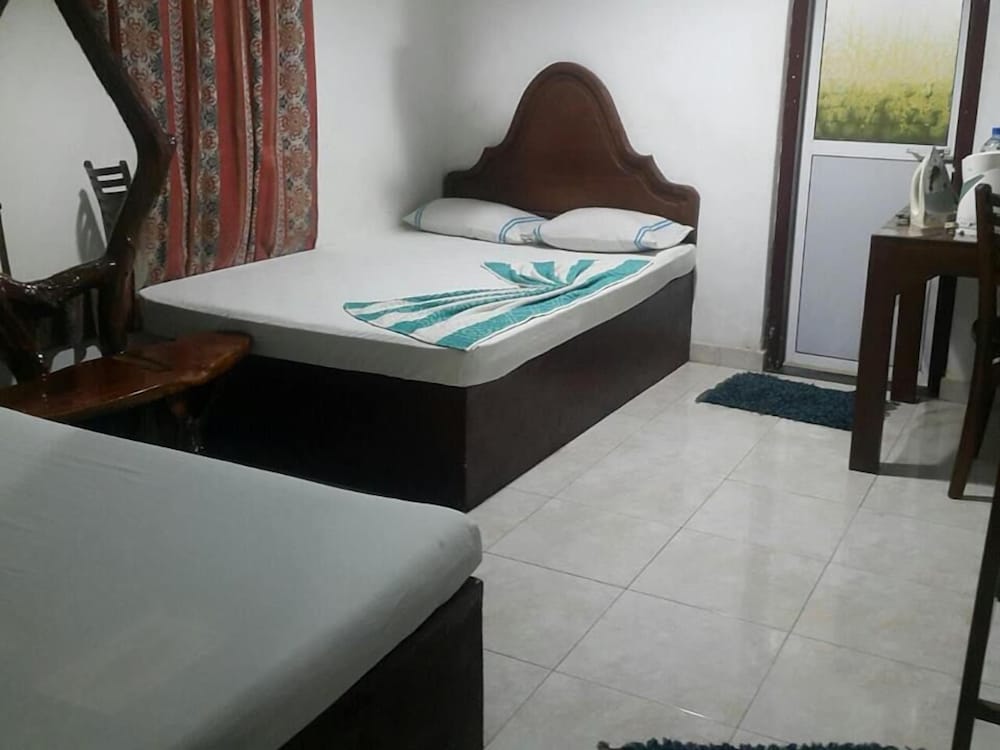 palm hill guest house