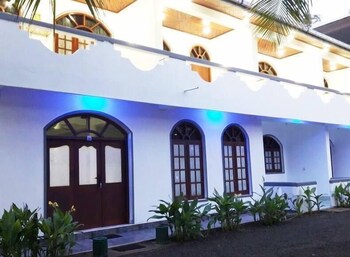 palm hill guest house