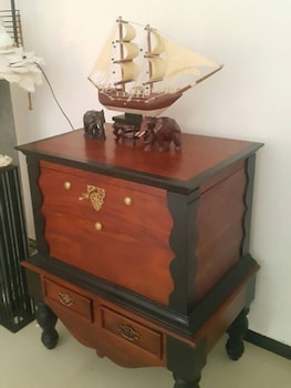 palm hill guest house