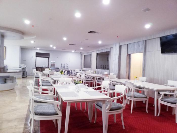 beverly hotel batam