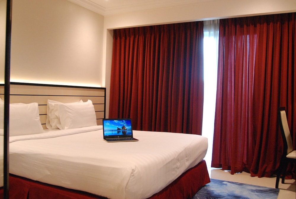 pacific palace hotel