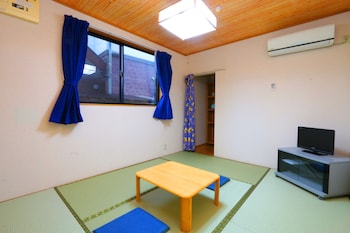 pension sea forest