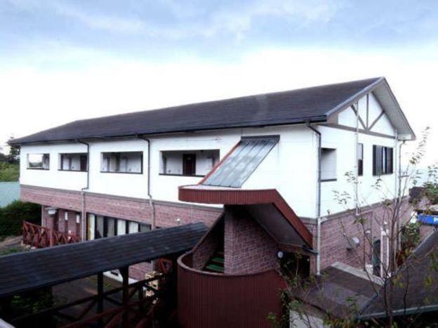 pension sea forest