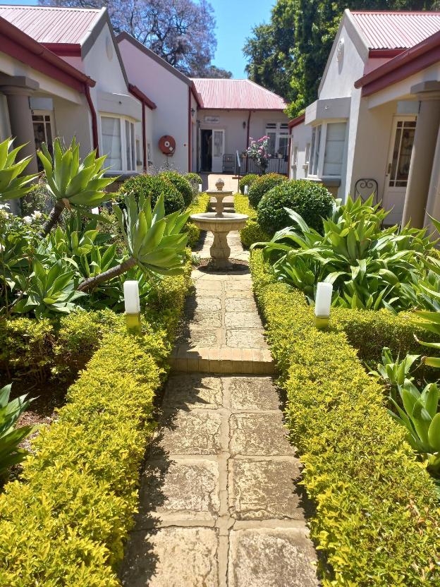 lizas cottage guesthouse